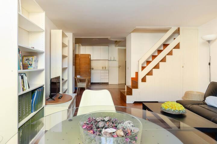 Апартаменты Yourvacanza Navigli Loft Милан Экстерьер фото